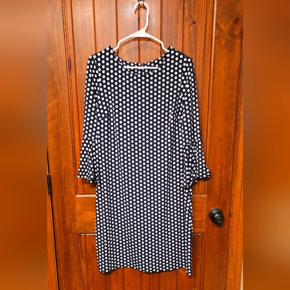 Women's dress